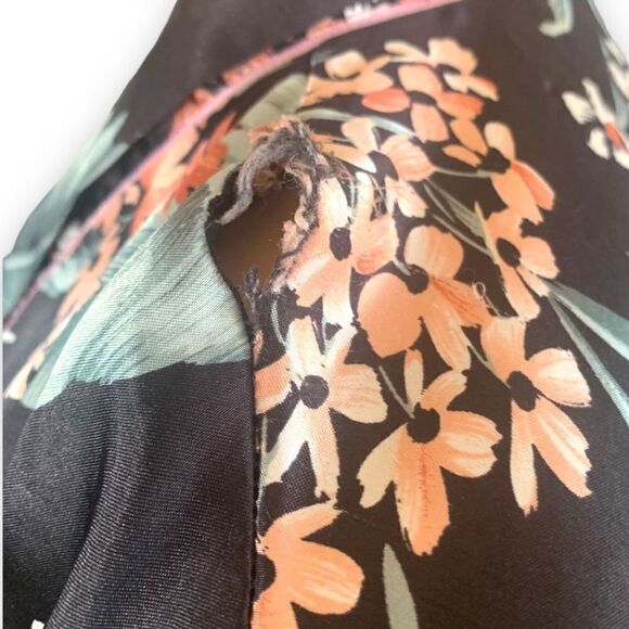 Vintage Fantasies By Morgan Taylor Robe Floor Length Dark Floral Long Sleeves - Picture 5 of 8